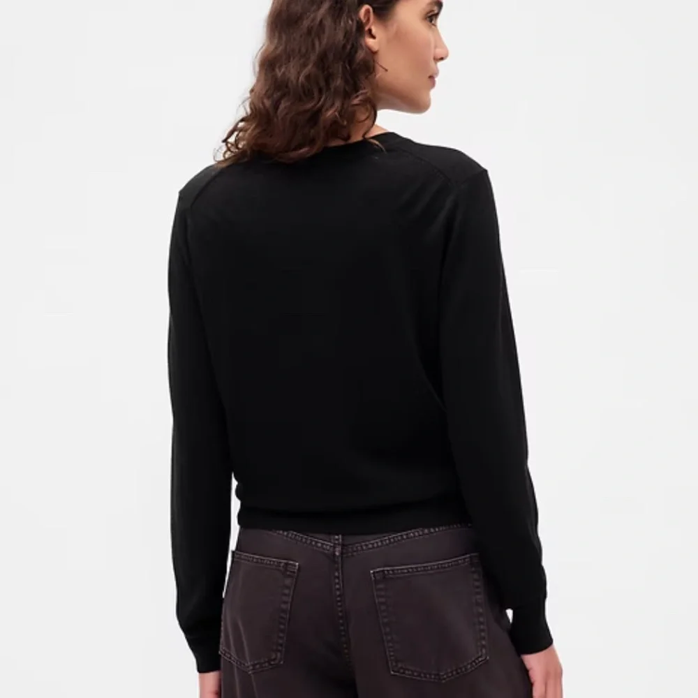 Gap Merino Crewneck Sweater - Picture 3 of 7